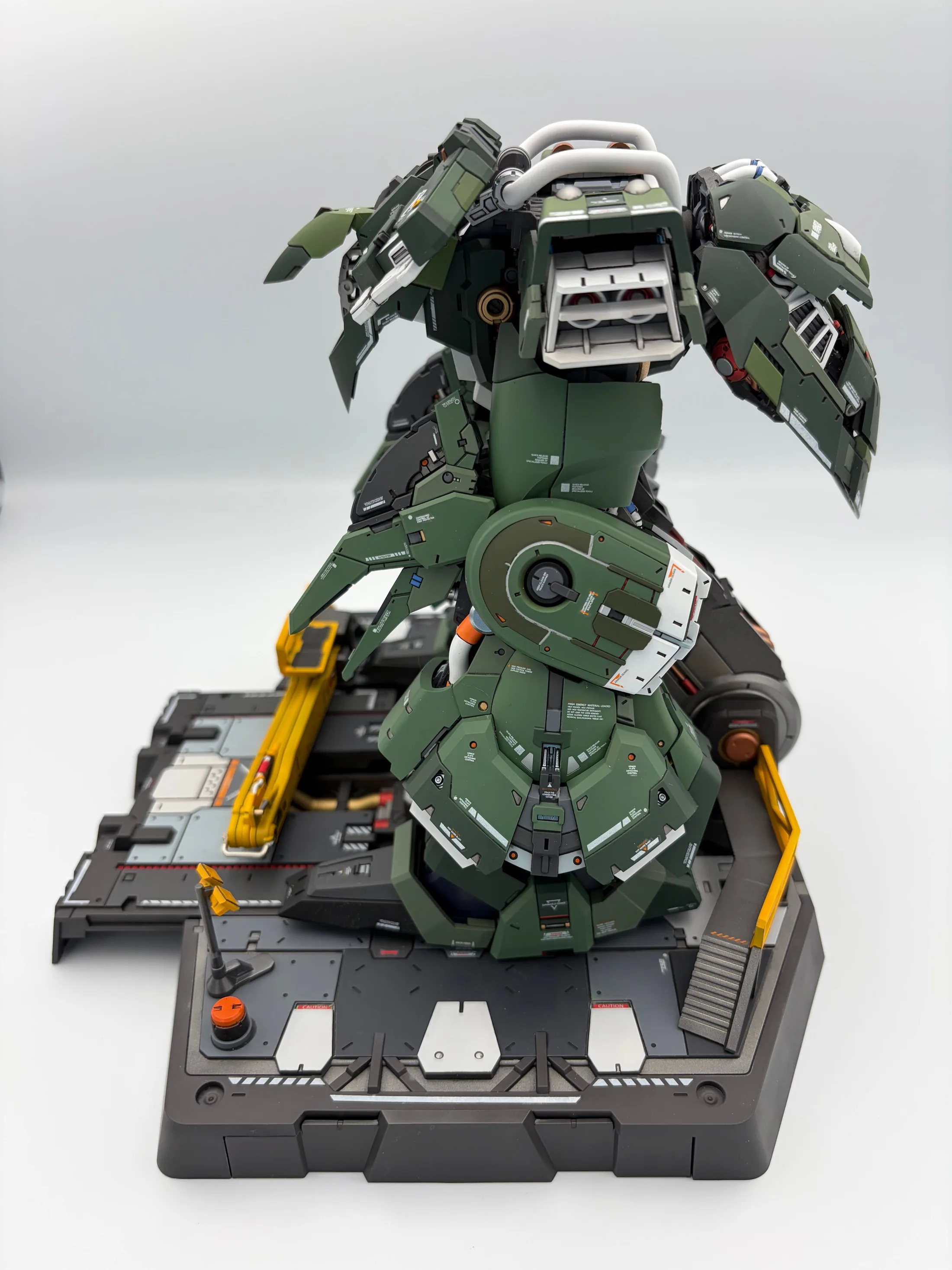 MG Kshatriya (Osiris Aerial Dominator) Custom Resin Build | The Hangar