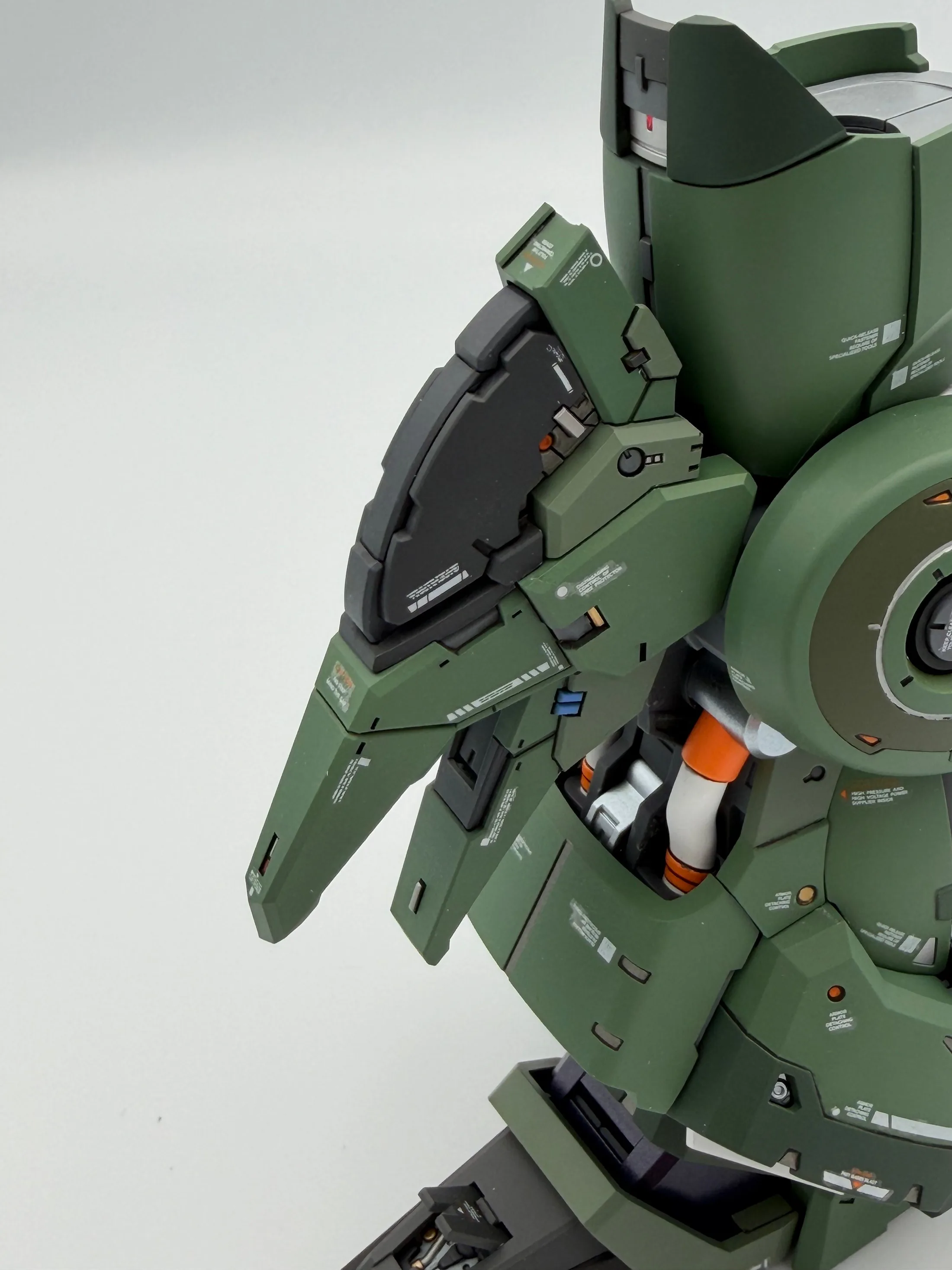 Axis Model Kshatriya — Legs, plate 26